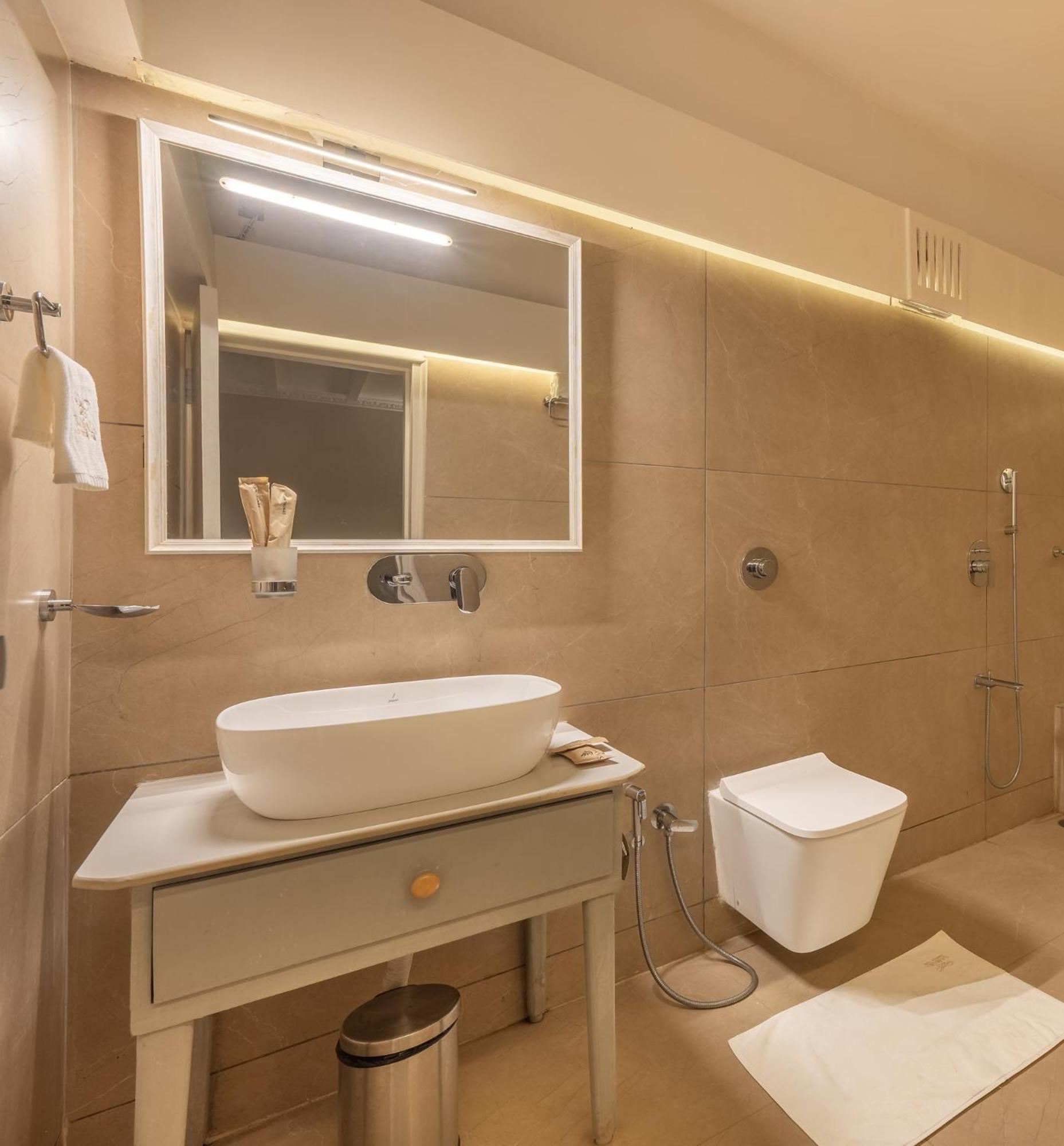 Echor Samara Morjim Goa Sea View Restro Otel Dış mekan fotoğraf